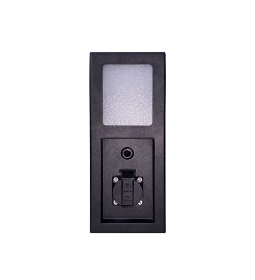outdoor wall lamp with outlet5